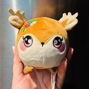 Squeezamals Cute Deer Plush Ball  Tan & Cream with Pink Eyes